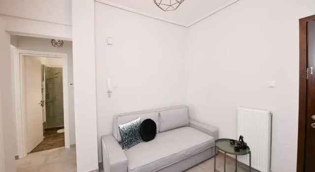 Modern, comfortable apartment, in the heart of the city, Book Apartment Larissa Thessalia