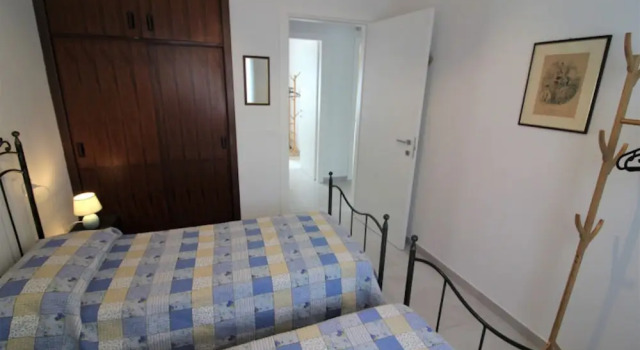 Coastal Duplex in Lignano Riviera, Book Villa Hoteller i Friuli Venezia Giulia med parkering, Parkering