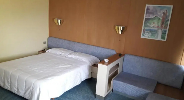 Hotel Motel Nautilus, Book Ferieresort Resorthoteller i Como, Ferieresort