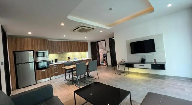 Апартаменты с видом на бассейн Twin Sands Resort Penthouse