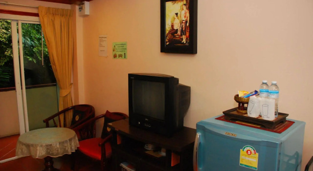 Chanit Aum Guesthouse, Забронировать Отель Отели провинции Прачуапкхирикхан с парковкой, Парковка