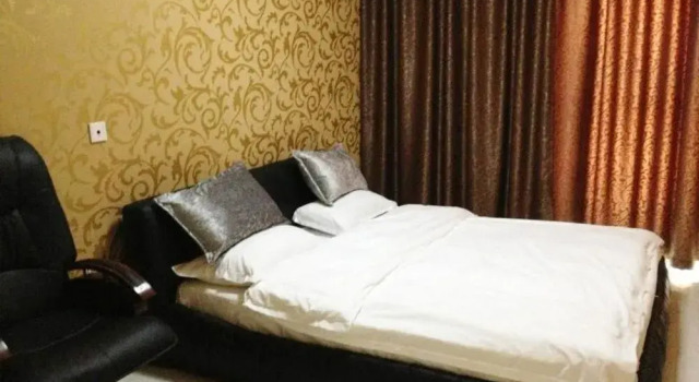 Yashe Shangpin Apartment Hotel(昆明雅舍尚品酒店公寓), Rezerwuj Apartament Hotele w Kunming z parkingiem, Parking