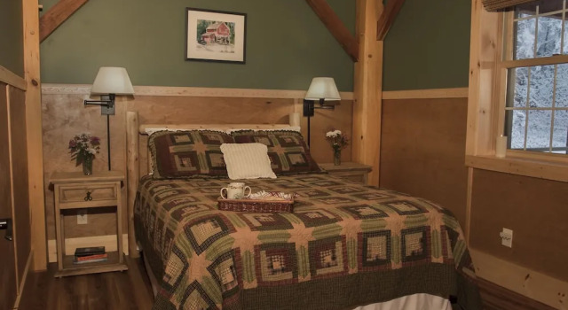 Robert Frost Mountain Cabins, Забронировать Дом для отпуска Отели Массачусетса с парковкой, Парковка
