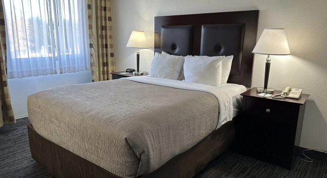 Quality Inn & Suites Everett, 预订 酒店 埃弗里特 华盛顿州