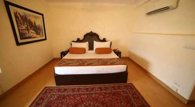 Двухместный номер Standard Amritara Suryauday Haveli