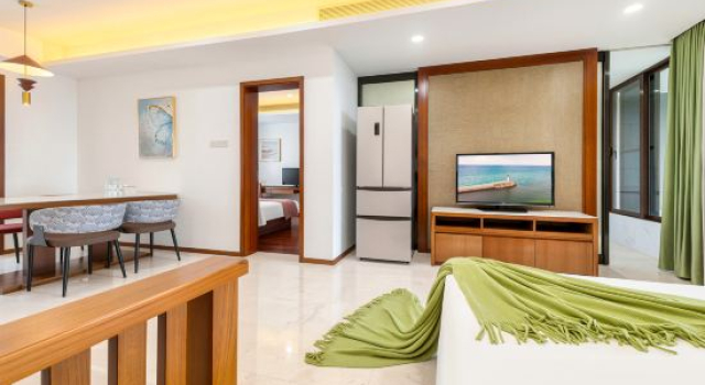 Люкс с видом на море Ocean Holiday Hotel