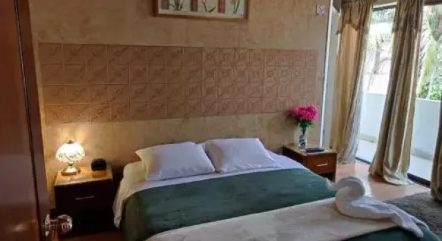 Hostal Gonzalez y Gonzalez, Varaa Hotelli Hotellit Cuenca pysäköinnillä, lähellä San Blas square, Pysäköinti