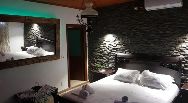 L&I, Prenota Hotel Prefettura di Berat Berat County