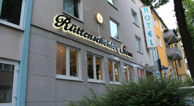 Hotel Rüttenscheider Stern, Забронировать Отель Рюттеншайд Эссен, рядом с Выставочный центр Messe Essen