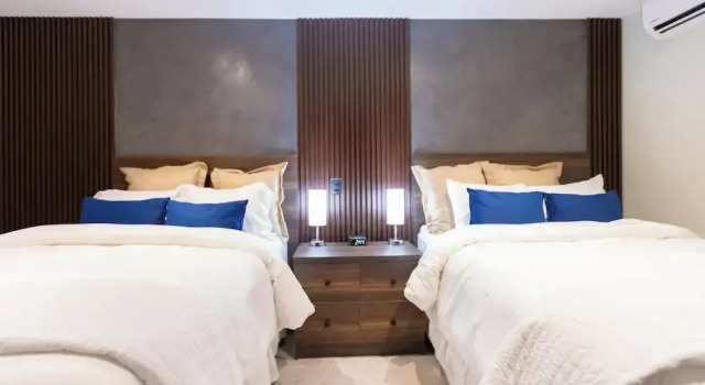 Номер Deluxe Hotel Ramada Inn
