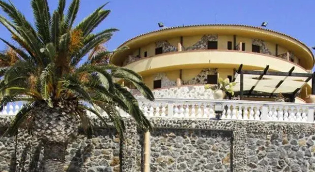 Hotel Diana, Book Hotel Hotels & Accommodations in Ustica, Hotel