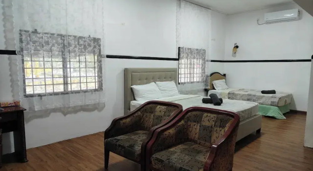 Семейный номер Standard с балконом TERENGGANU EQUESTRIAN RESORT