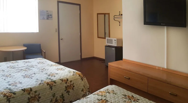 Klassisch Vierer Zimmer Alpine Motel