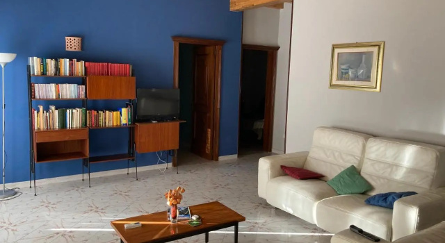 Redlands House - casa vacanze, Забронировать Отель Отели Уджано-ла-Кьеза с парковкой, Парковка