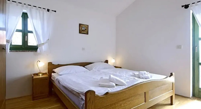 Spacious Villa With Private Pool and Enclosed Garden Near Porec and Beach