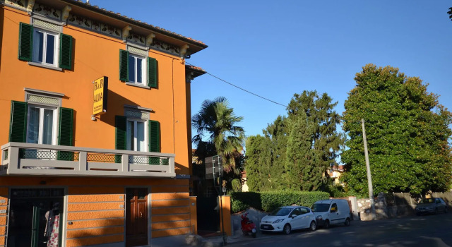 B&B Alma, Book Bed and Breakfast Lucca Tuscany