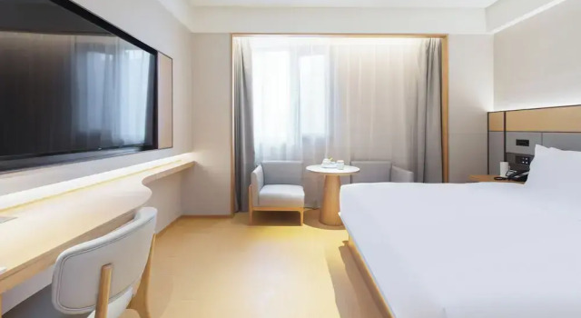 Двухместный номер Standard с видом на город JI Hotel Wuhan Baishazhou Hongshan Vanke Plaza Branch