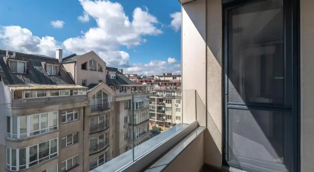 Апартаменты c 1 комнатой New Stylish 1-bedroom Flat in Business District
