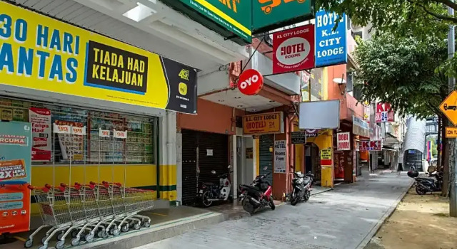OYO 90160 Kl City Lodge