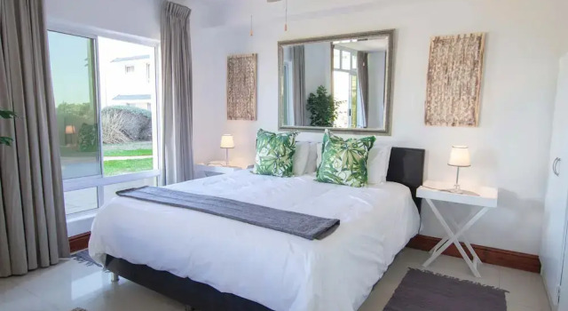Romantic Beachfront Bachelor, Забронировать Апартаменты/квартира Отели Cape Peninsula с бассейном, Бассейн