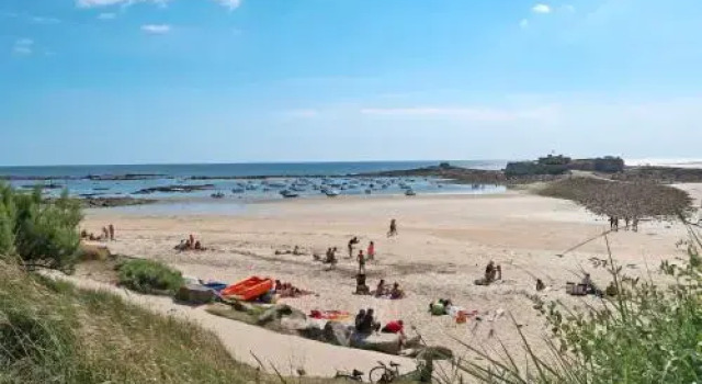Holiday Home St Adrien, Rezerwuj Hotel Ploemeur 
