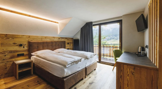 Standard Doppel Zimmer mit Balkon Steinbock B&B - Apartaments