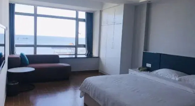 Люкс Century Seaview Hotel