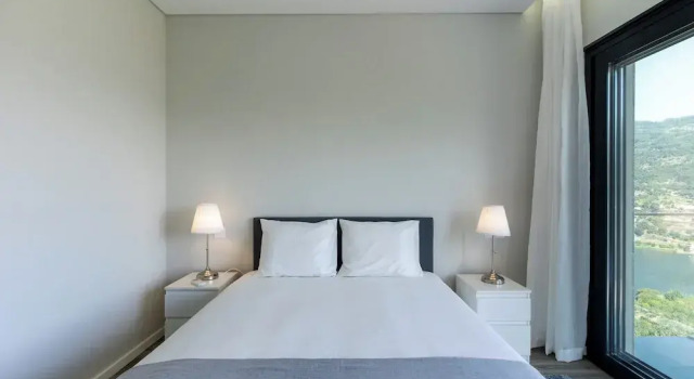Feel Discovery Mirão River House Douro, Rezerwuj Hotel Hotele w Resende z parkingiem, Parking
