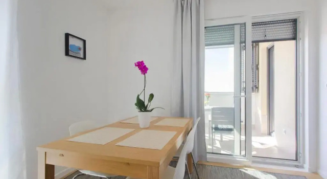 Апартаменты c 1 комнатой с балконом Apartments Zorka