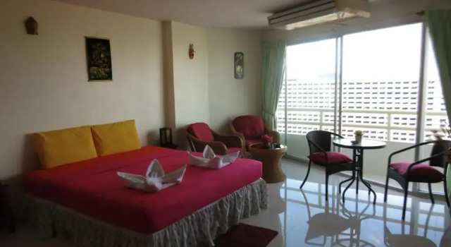 Апартаменты с видом на море View Talay 1B Serviced Apartments