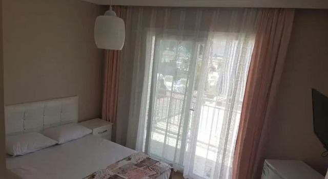 Midilli Otel Sarimsakli