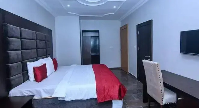 Whitehart Hotel & Apartments Wuye