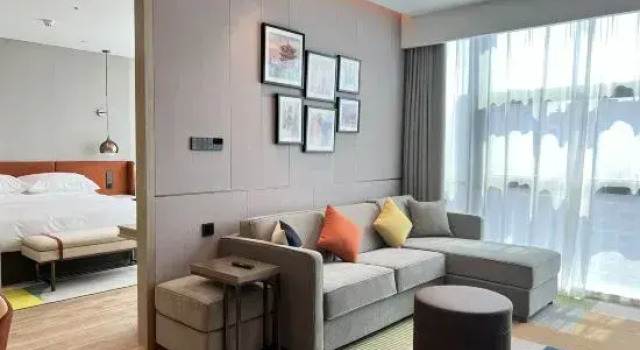 Люкс Home2 Suites by Hilton Yibin Xingwen