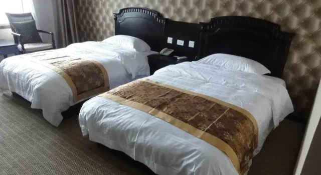 Guan Zhong Hotel, Buchen Sie Hotel Weinan Shaanxi