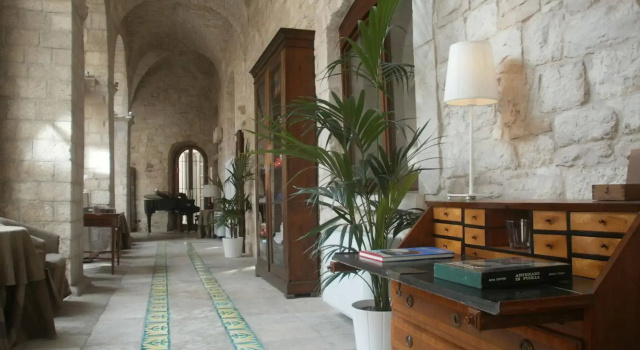 S. Martin Hotel