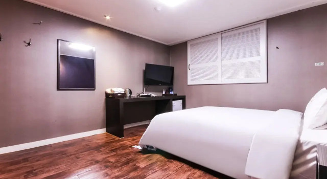 Hotel Inus, Забронировать Отель Отели провинции Кёнсан-Пукто с парковкой, Парковка