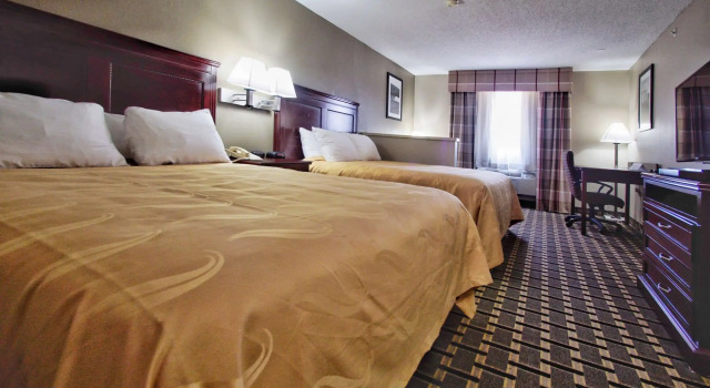 Четырёхместный люкс Quality Inn Moore - Oklahoma City