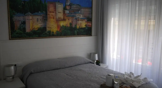Двухместный номер Standard с балконом и с видом на город Hotel Maravillas del Mundo