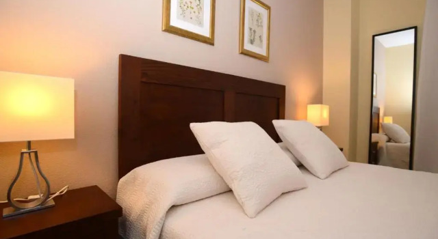 Апартаменты с 4 комнатами Apartamentos Turísticos Ceres Parking Gratis