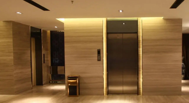 Fu Run Hotel (Xi'an Bell and Drum Towers), Boek Hotel Hotels in Shaanxi met parkeren, Parkeren