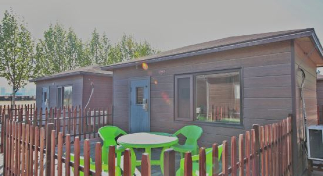 Dongdaihe Flower Sea Wooden House · Seafood Homestay, Rezervați Hotel Huludao 