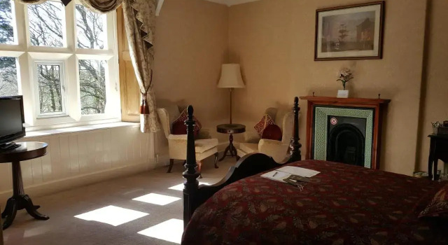 St Davids Guesthouse, Забронировать Отель Хаверфордуэст Пембрукшир