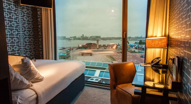 Двухместный номер Guest  с видом на воду DoubleTree by Hilton Amsterdam - NDSM Wharf