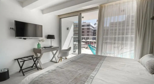Двухместный номер Deluxe с балконом Kikar Boutique Hotel
