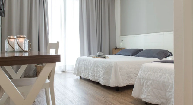 Номер Superior с балконом Hotel Prestigio