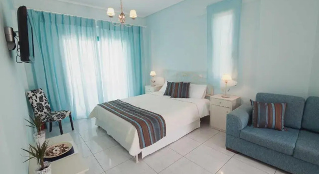 Семейный люкс с видом на море Kyparissia Blue Boutique Hotel