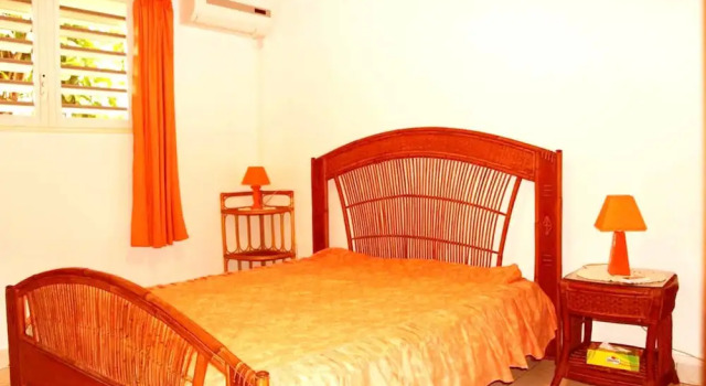 Apartment With one Bedroom in Baie Mahault, With Furnished Garden and Wifi, Buchen Sie Ferienwohnung Baie-Mahault Basse-Terre