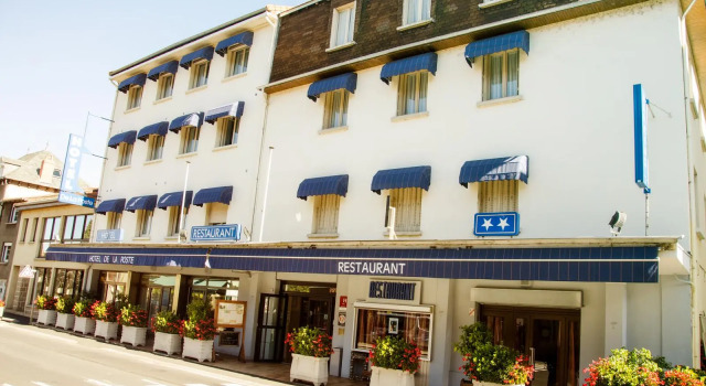 Les Portes du Cantal, Prenota Hotel Hotel a Alvernia con parcheggio, Parcheggio