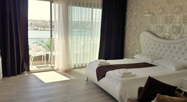 Dalian Elite Hotel