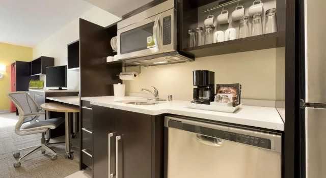 Двухместный люкс Home2 Suites By Hilton La Crosse